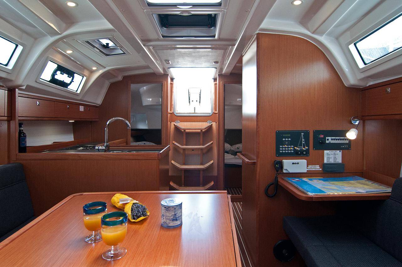 Bavaria Cruiser 37, Foto 5