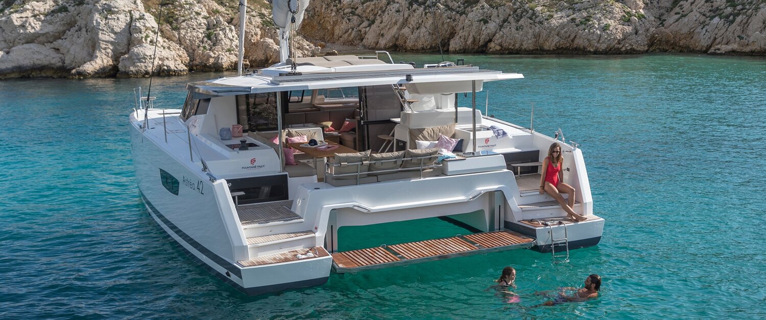 Astréa 42 (4 cab) „Rossa“ als Charteryacht