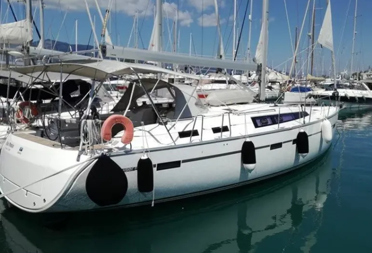 Bavaria 51 Cruiser Top image