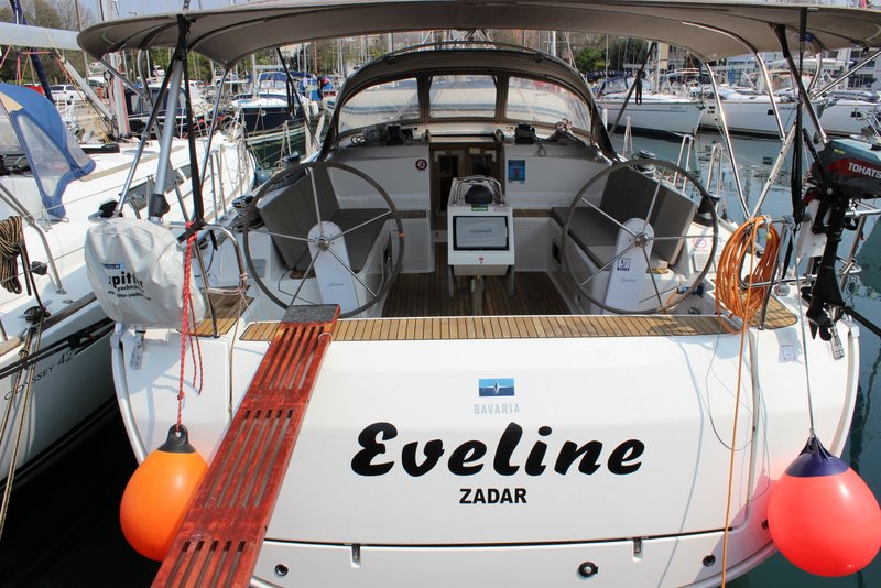 Bavaria Cruiser 46  Top image