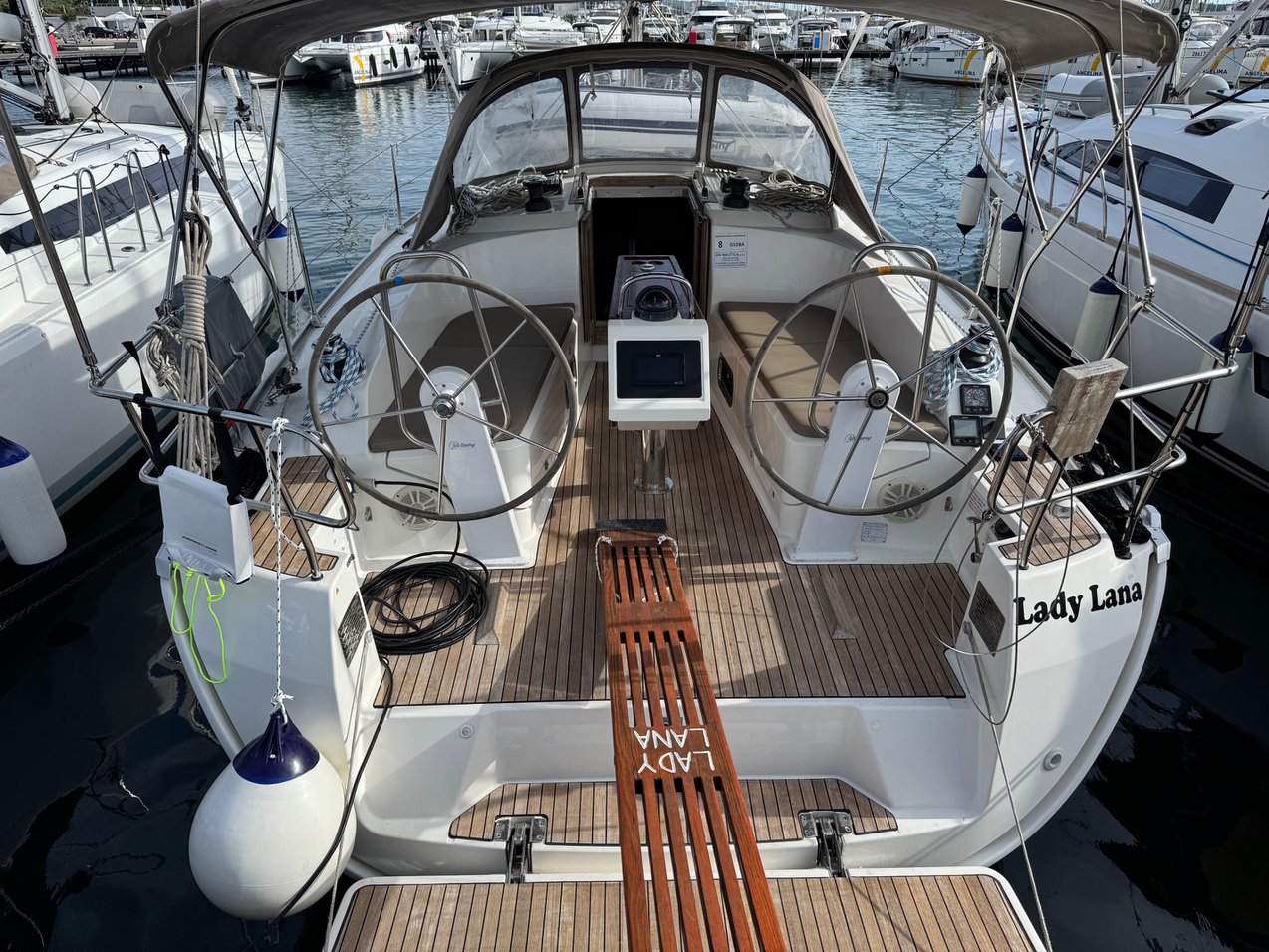 Bavaria Cruiser 37, Foto 2