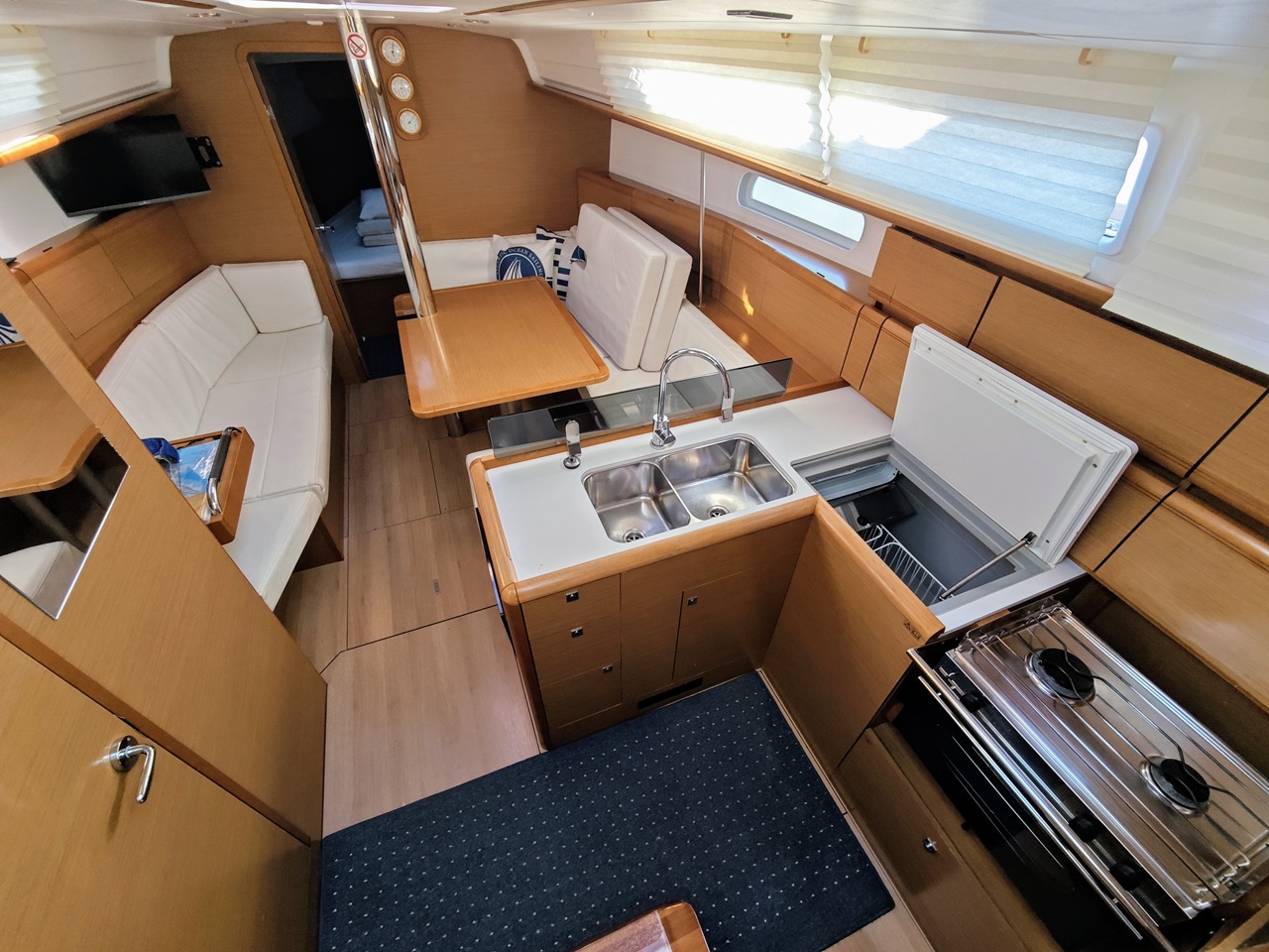 Sun Odyssey 379 Soprano, Foto 4