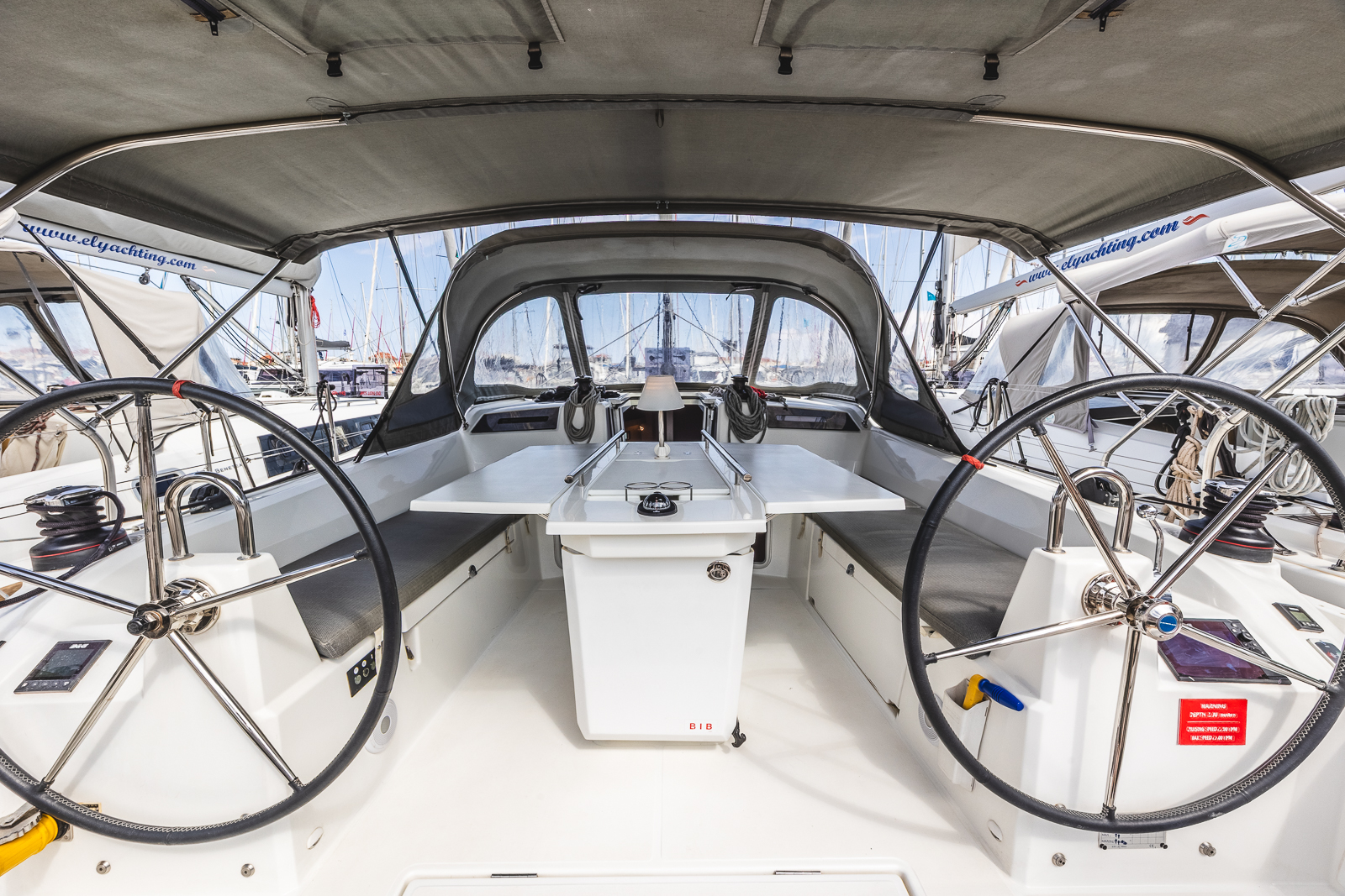 Oceanis 40.1 Elma, Foto 3
