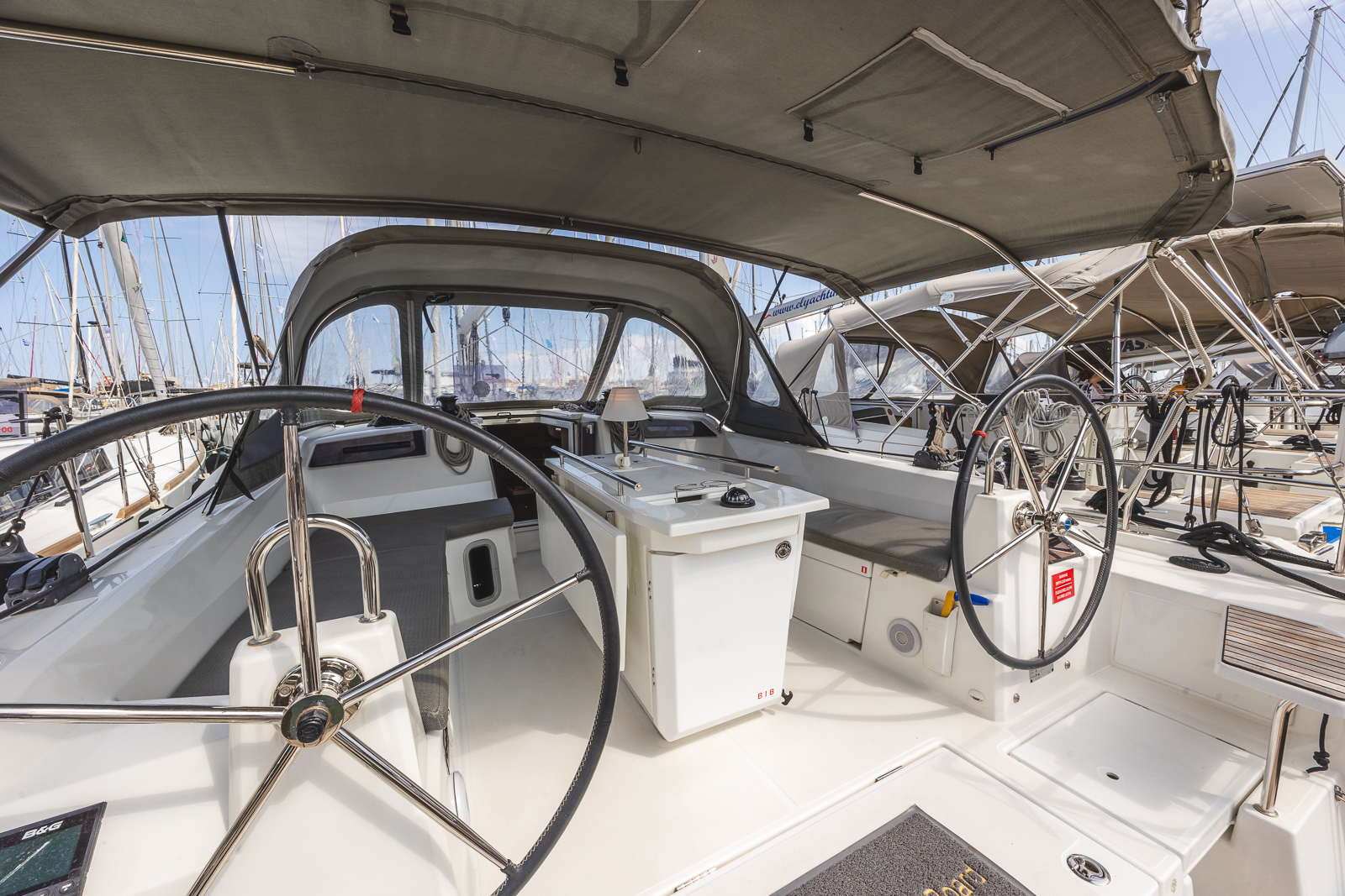 Oceanis 40.1 Elma, Foto 4