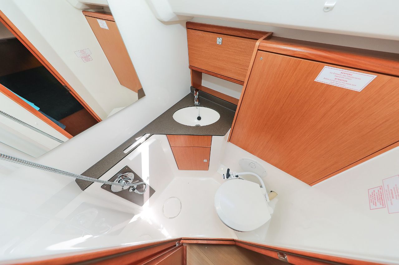 Bavaria Cruiser 46 Jameson II, Foto 3