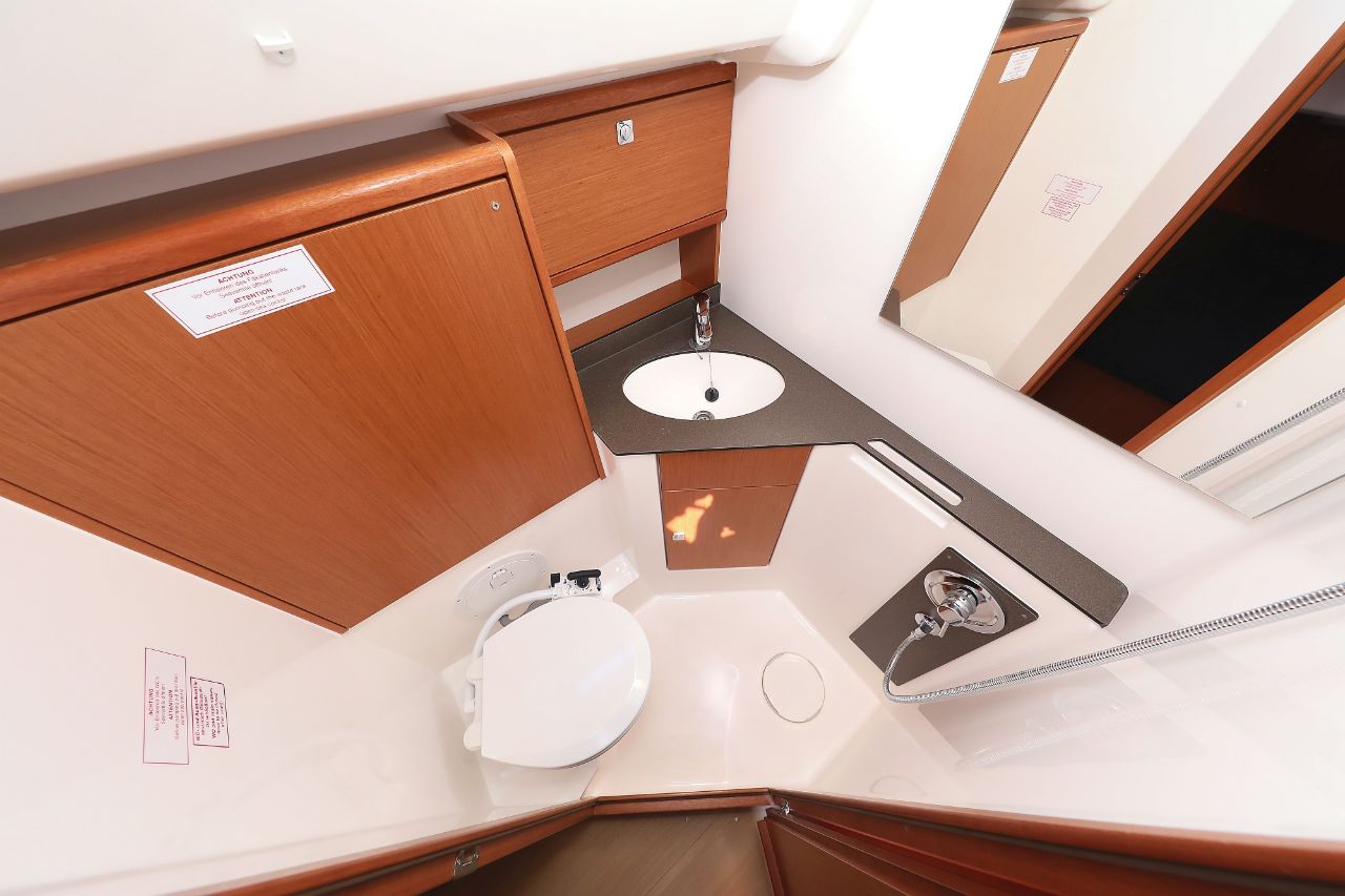 Bavaria Cruiser 46 Jameson II, Foto 5
