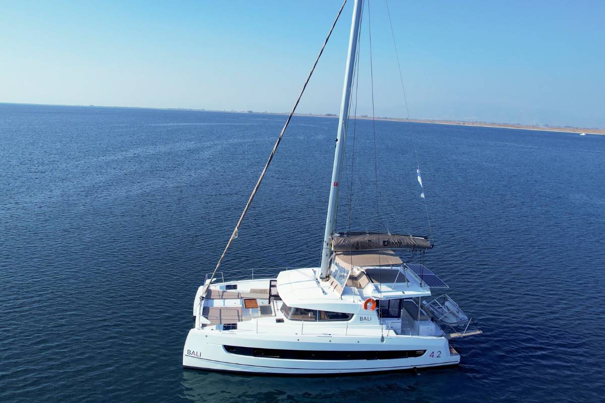 Bali 4.2 „Kos 42.6“ als Charteryacht