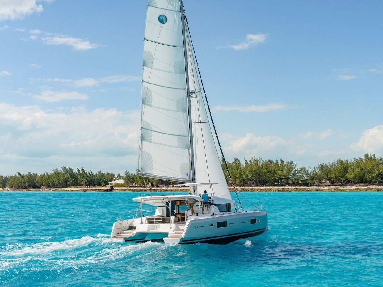 Lagoon 420 (6cab/5wc) „Dynamis“ als Charteryacht