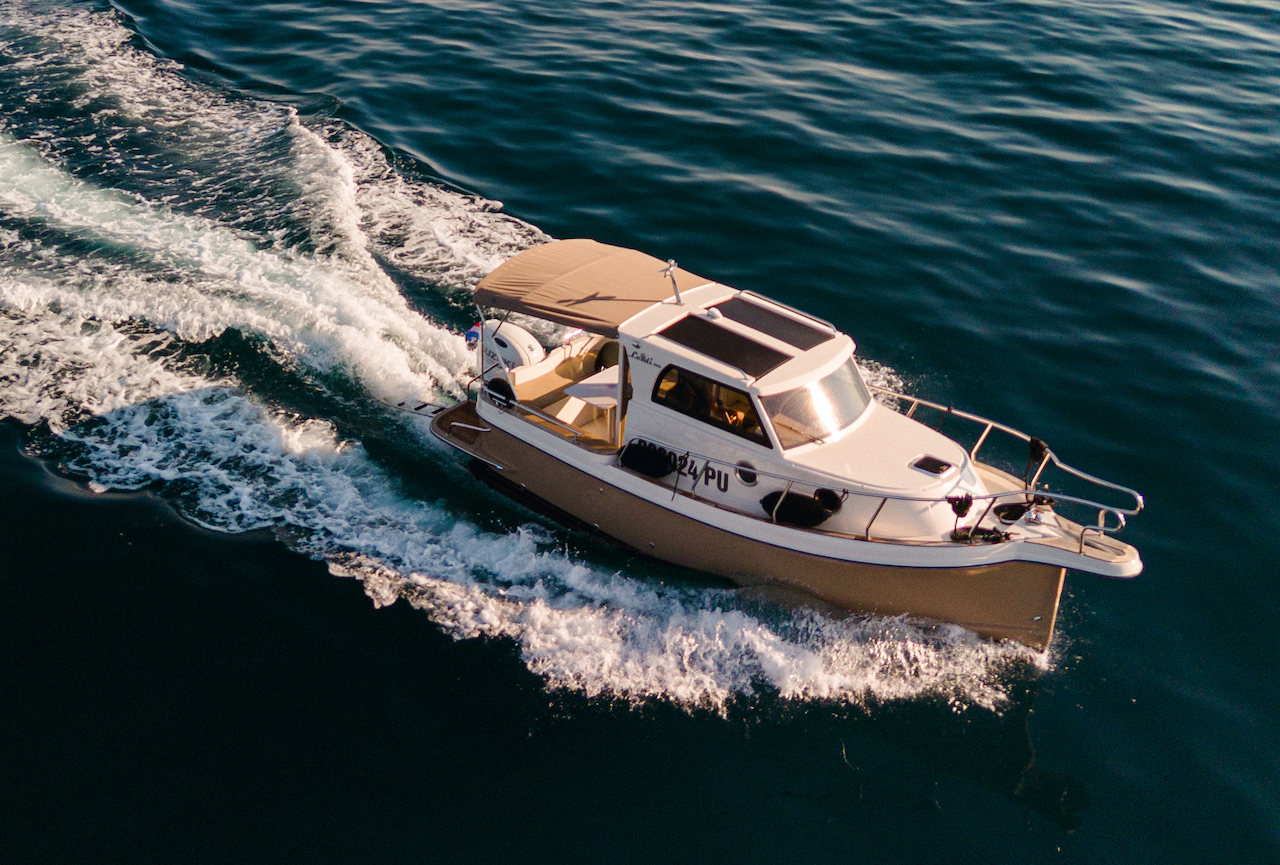 Leidi 660 „Bonaca“ als Charteryacht
