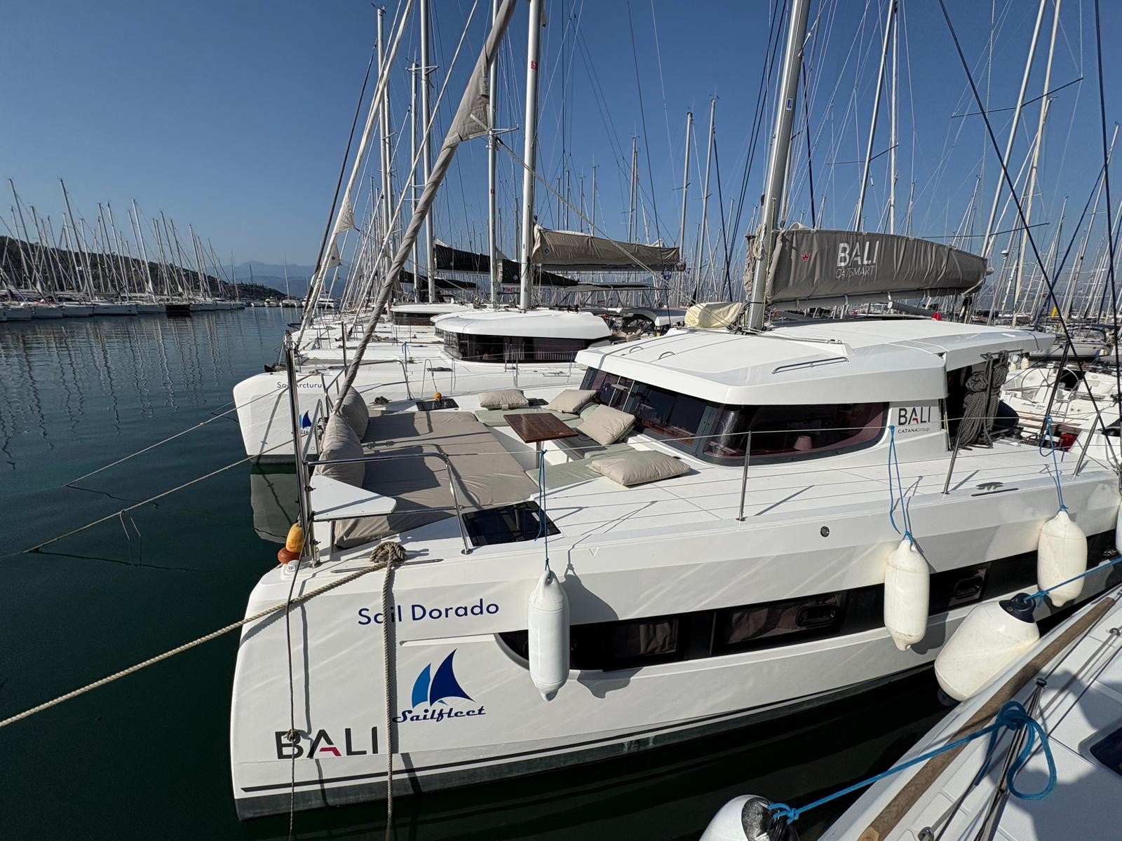 Bali Catsmart „Sail Dorado“ als Charteryacht