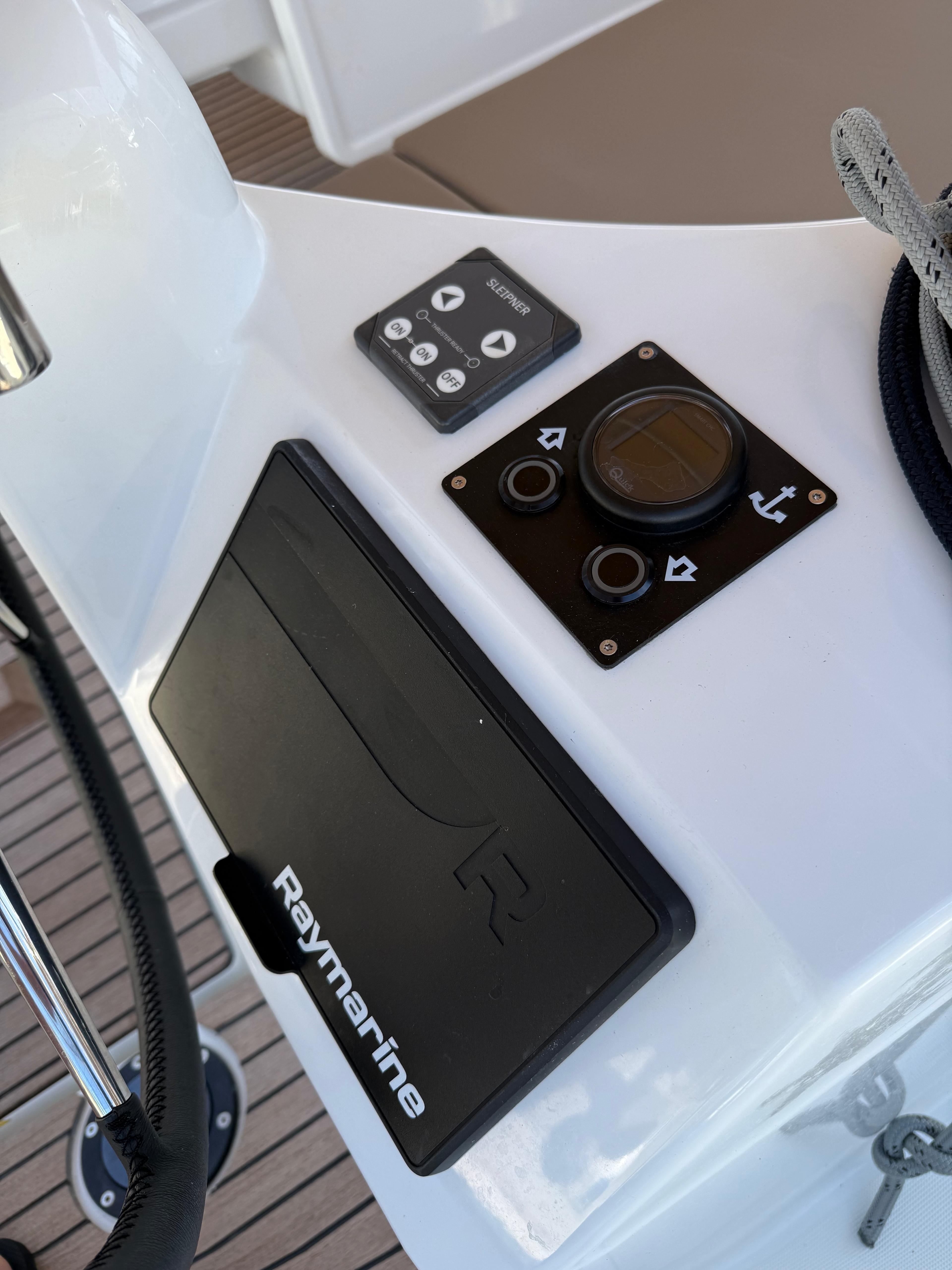 Sun Odyssey 410 (3cab) „Sunset Kiss“ als Charteryacht