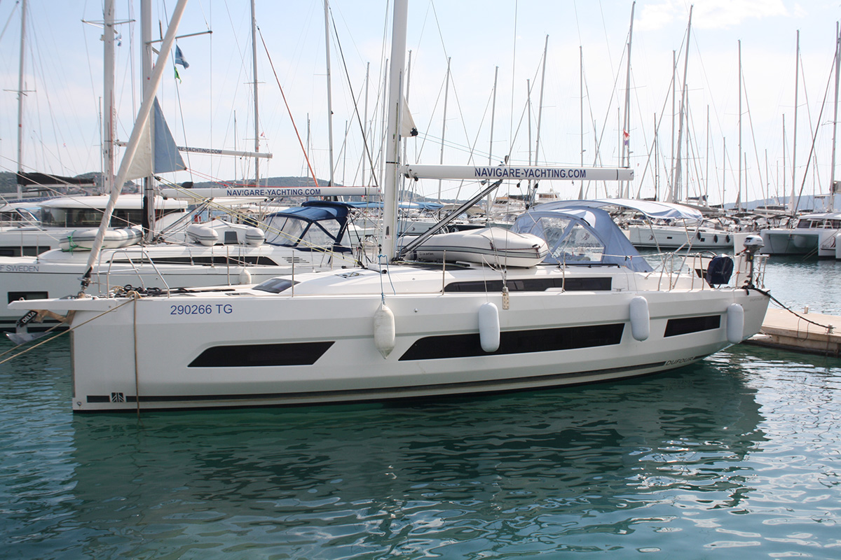 Dufour 41 Curiosity