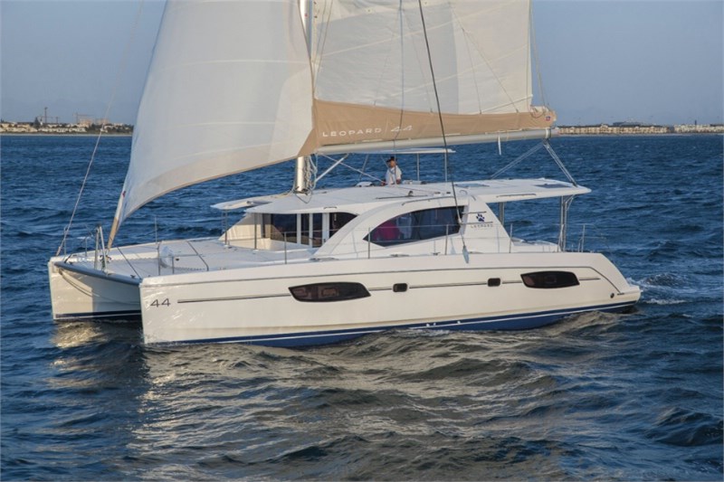 Leopard 44 La Luna