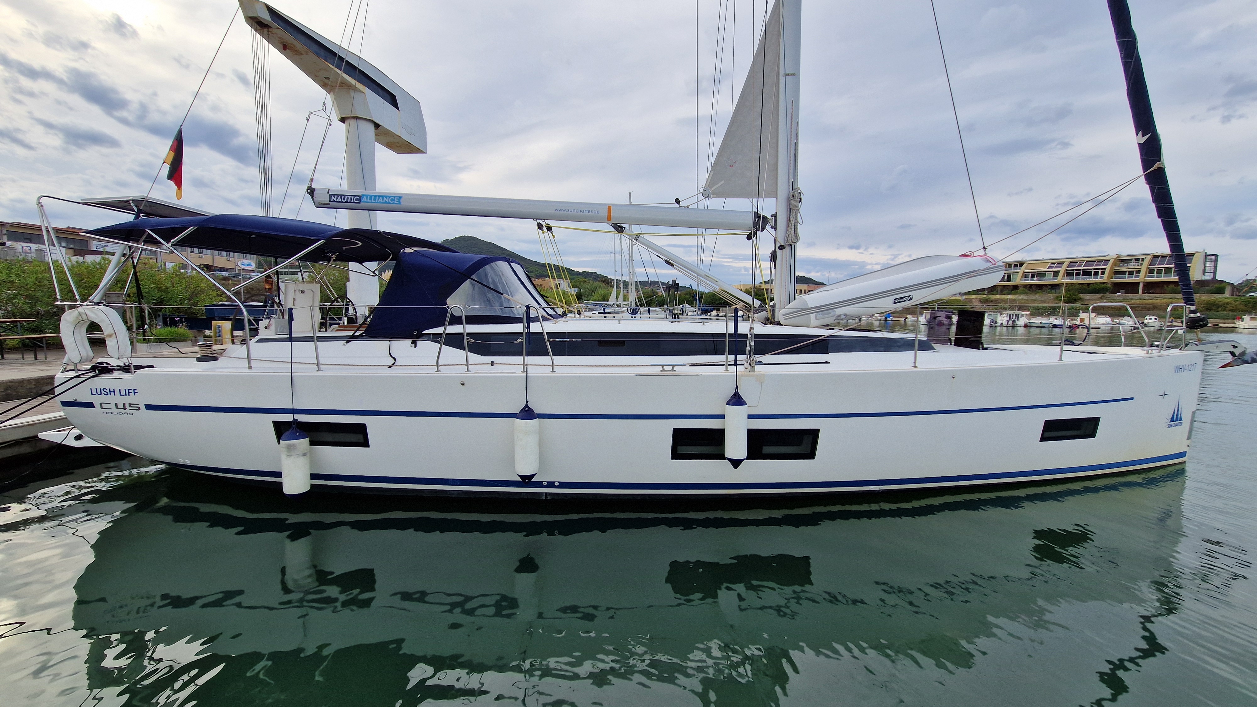 Bavaria C45 „Lush Life“ als Charteryacht