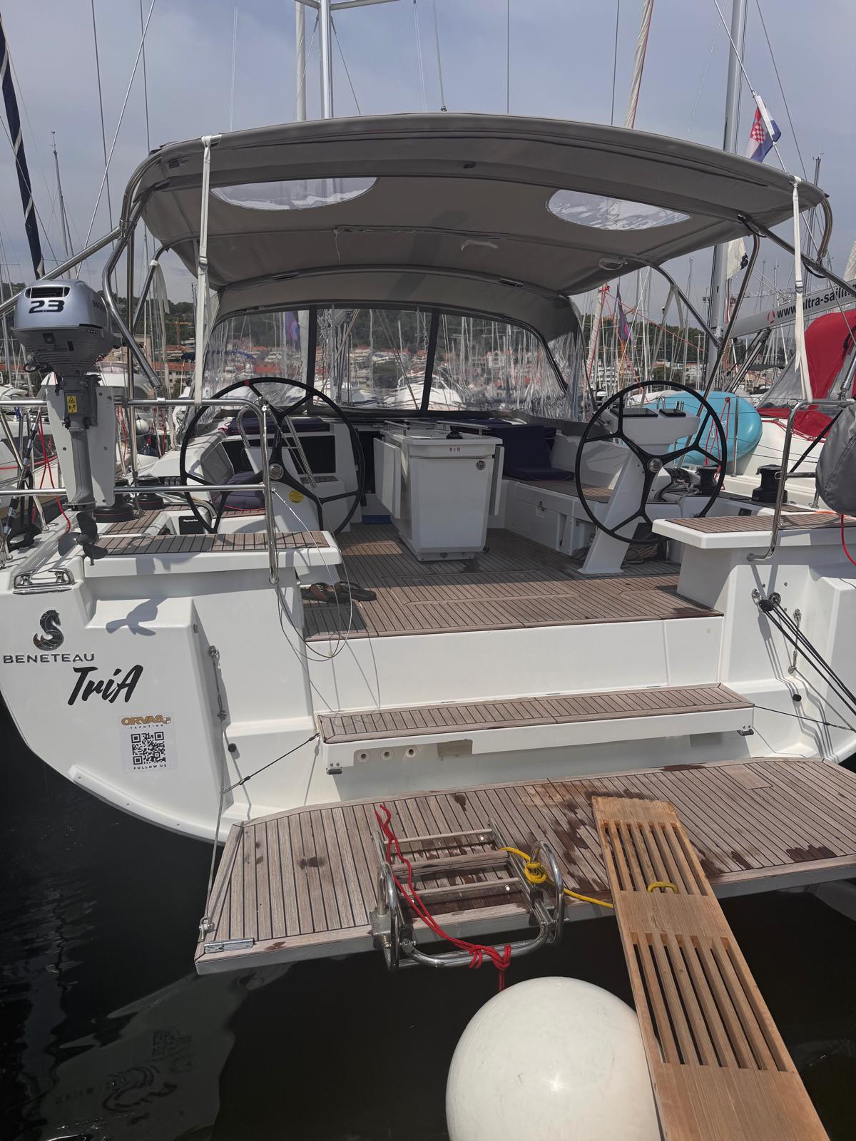 Oceanis 46.1 Tria, Foto 3