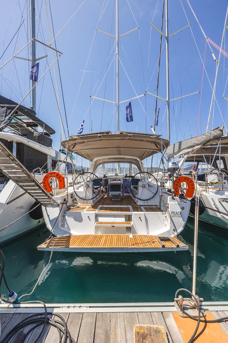 Oceanis 41.1 „Peace“ als Charteryacht