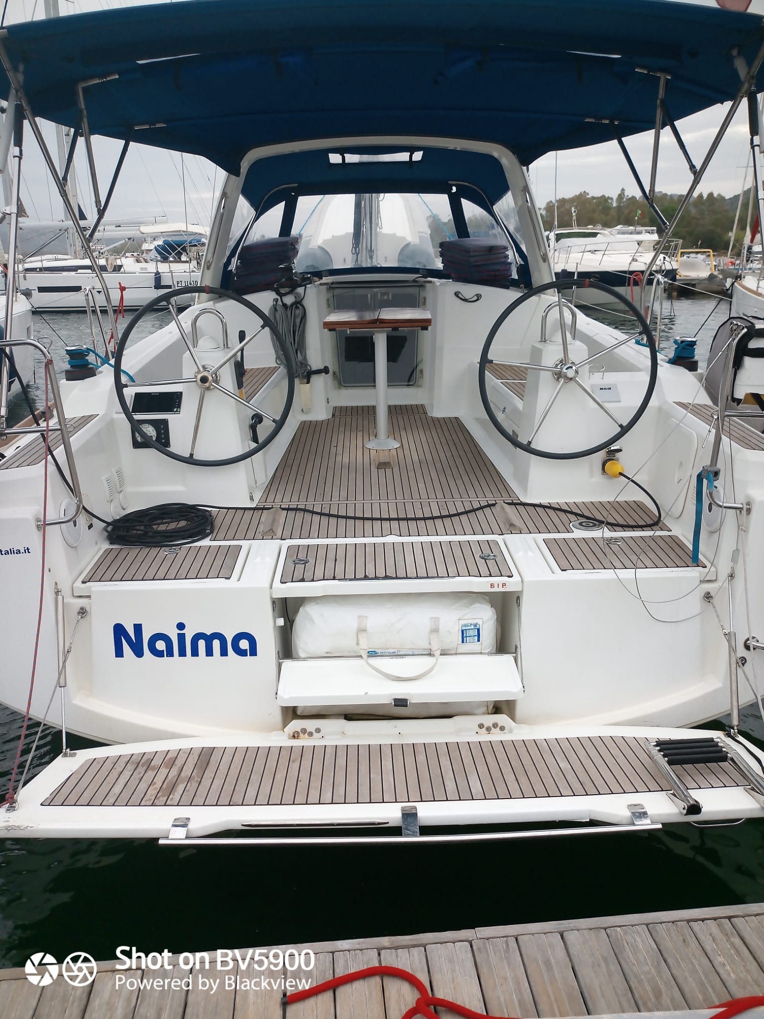 Oceanis 38.1 (3cab2wc) „Naima“ als Charteryacht
