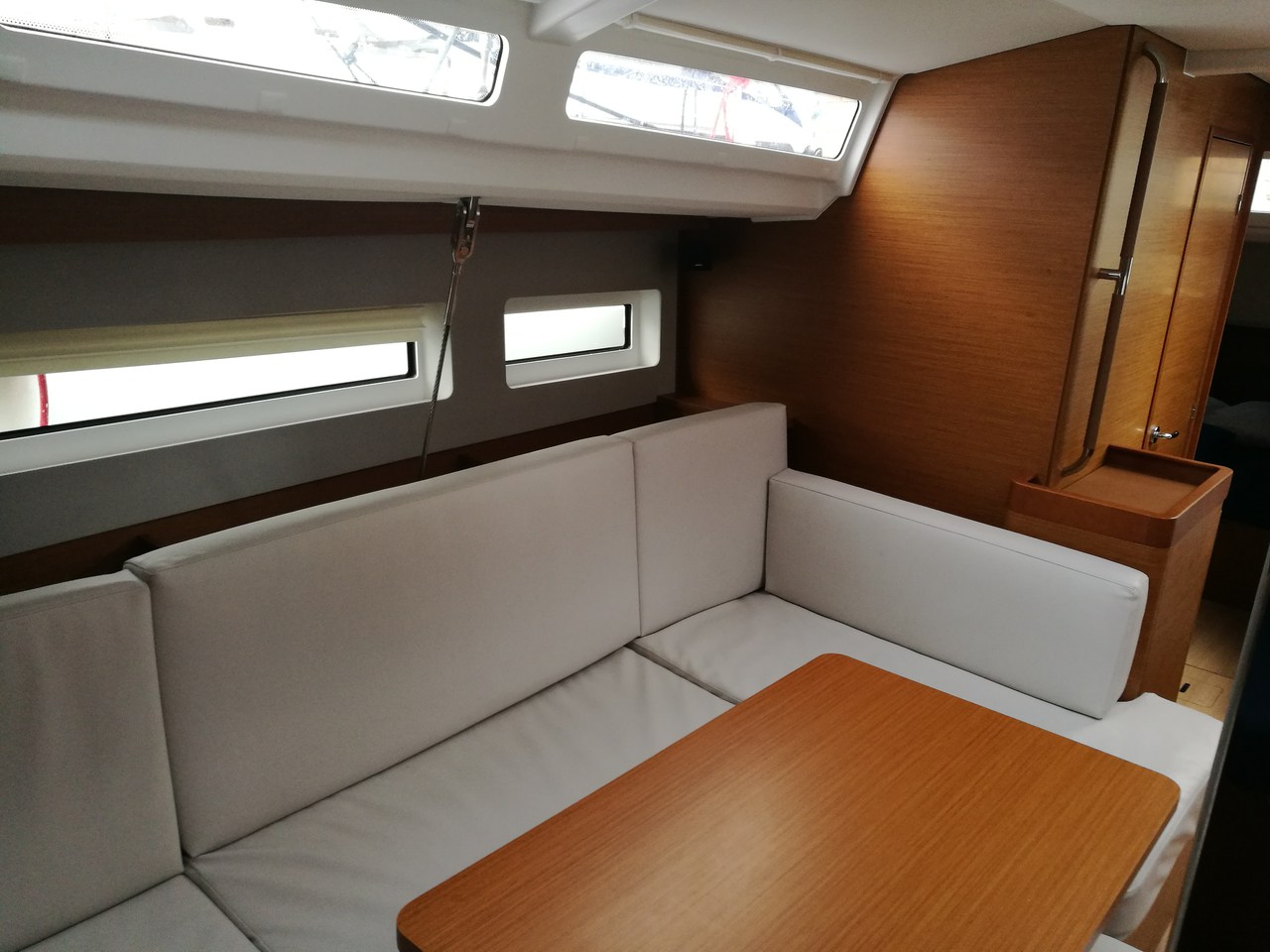 Sun Odyssey 440 Aitna, Foto 5