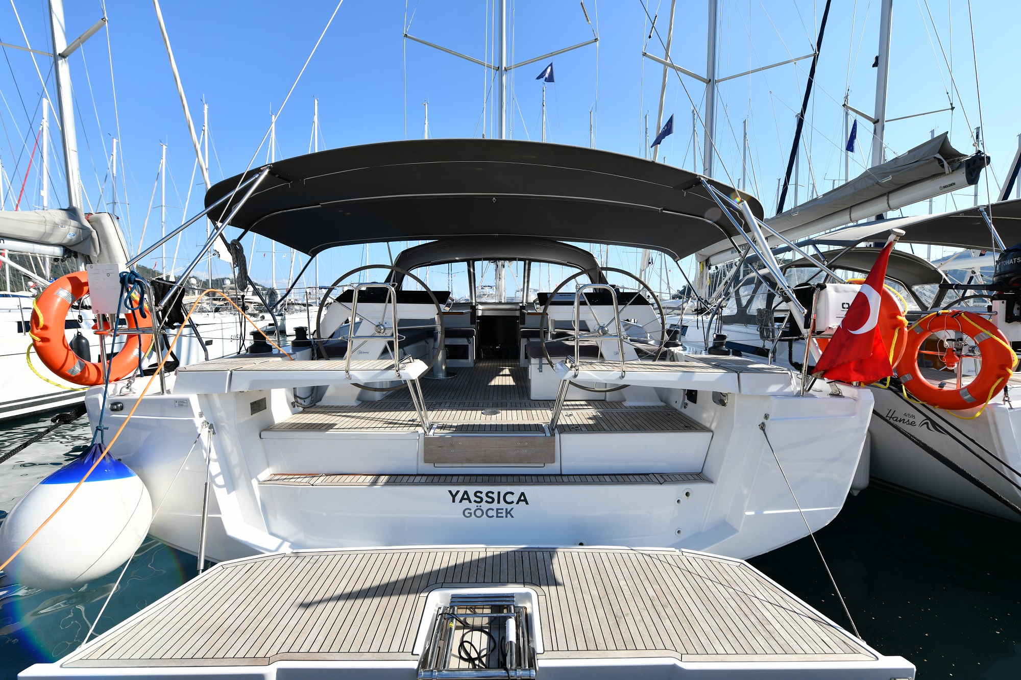 Hanse 460 (5 Cab) „Yassica“ als Charteryacht