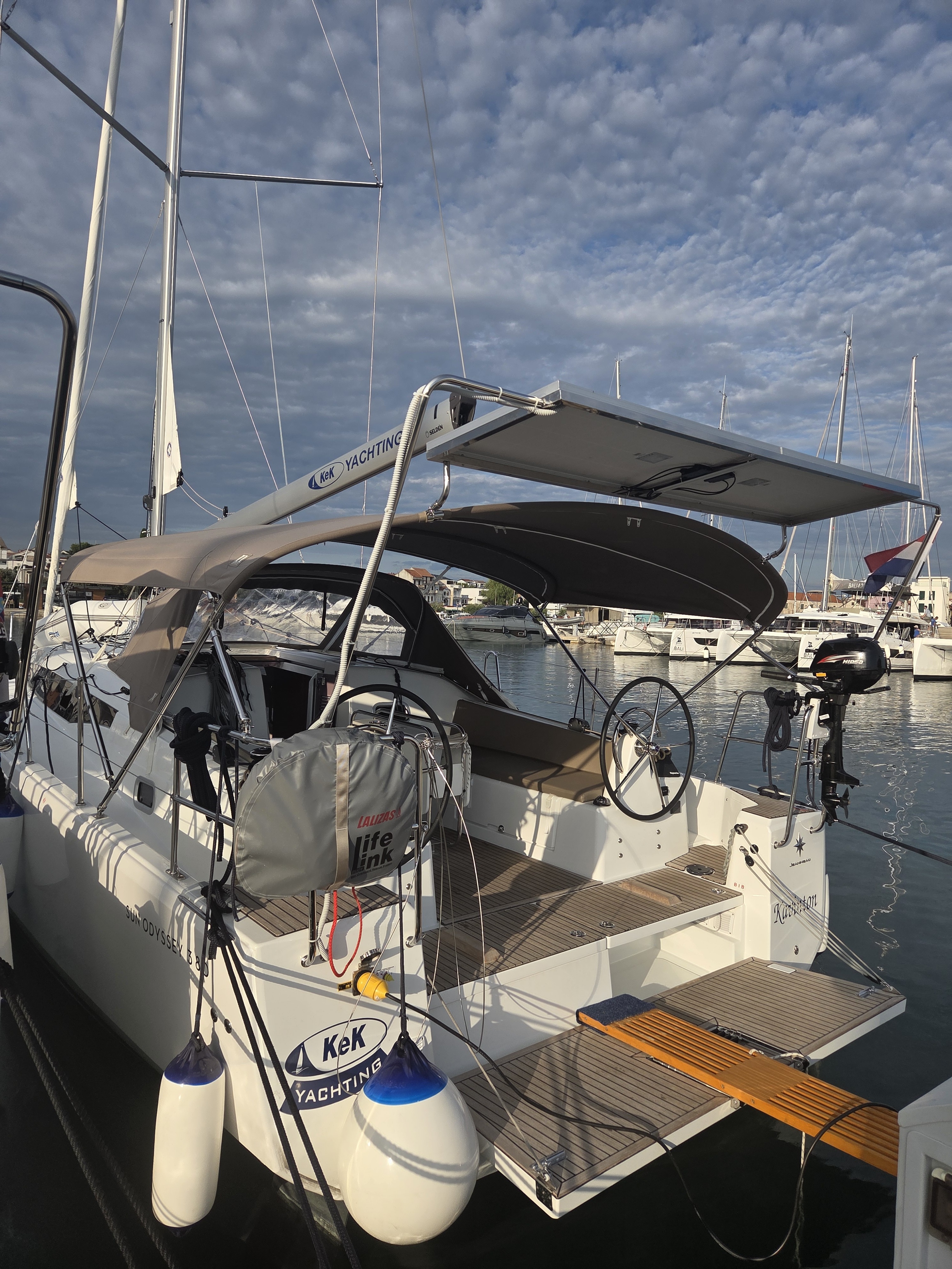 Sun Odyssey 380 Kavinton, Foto 5