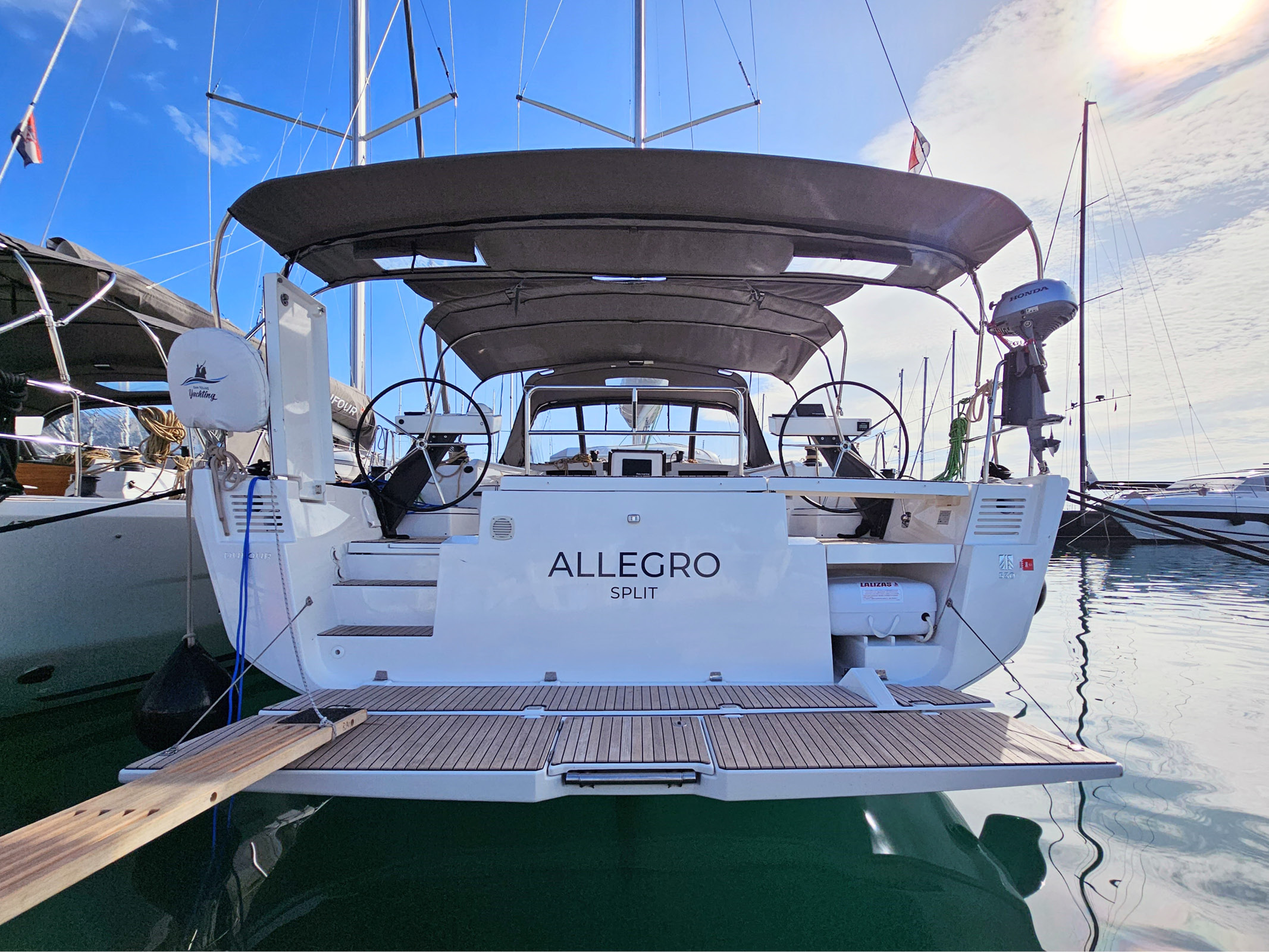 Dufour 530 „Allegro“ als Charteryacht