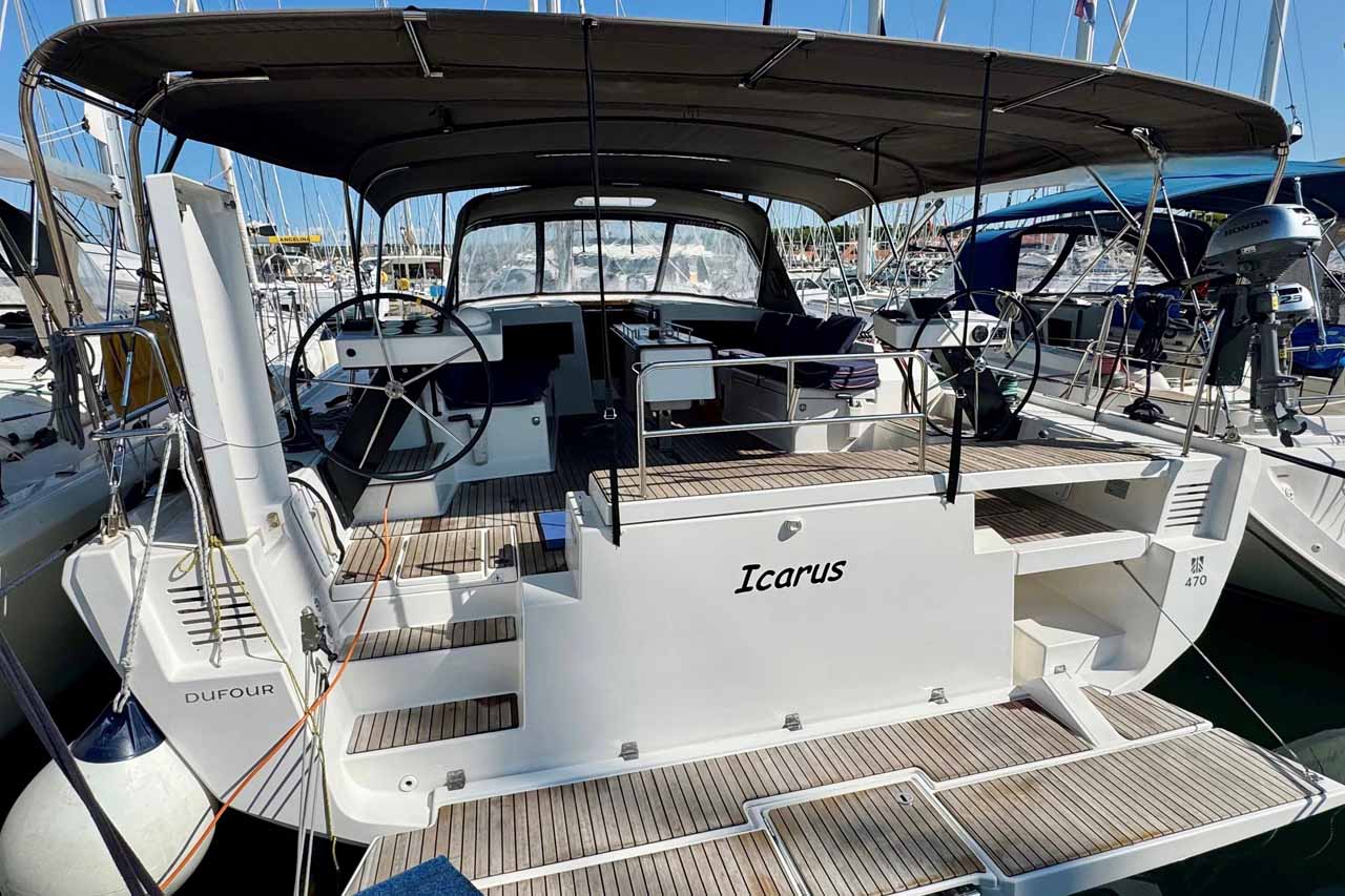 Dufour 470 (4+1cab/ 4 WC) „Icarus“ als Charteryacht