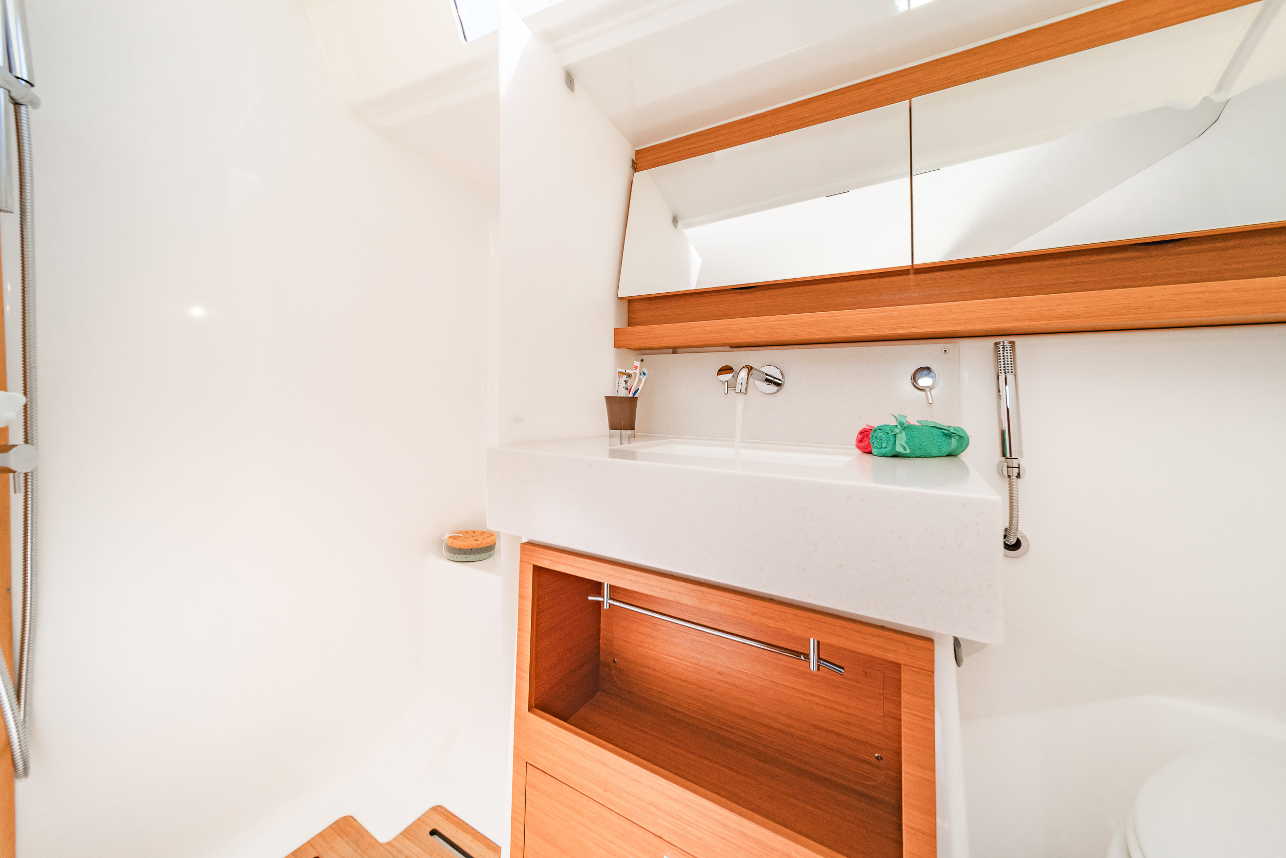 Dufour 470 Edelweiss, Foto 4