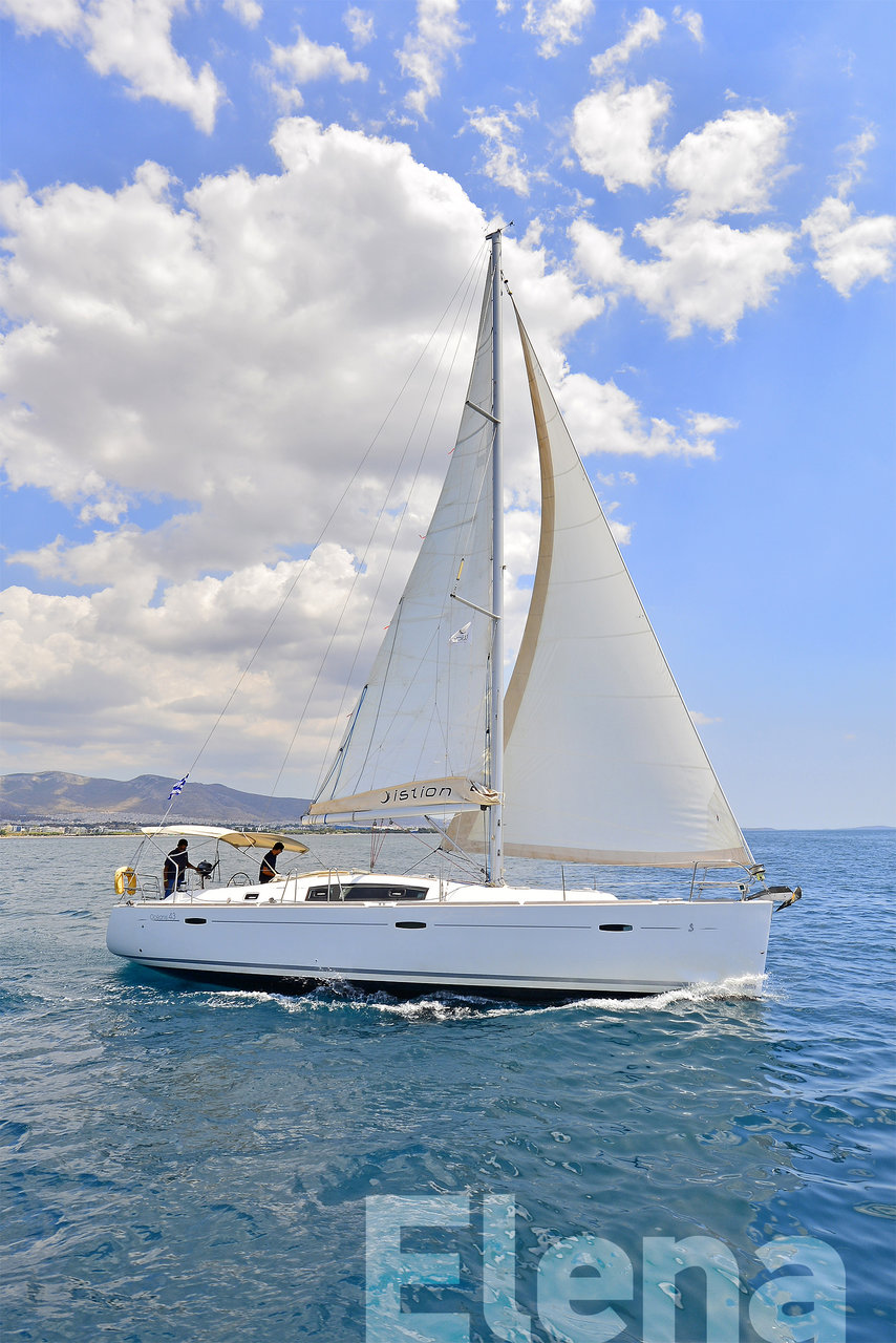 Oceanis 43 (4cab/2wc) „Elena“ als Charteryacht