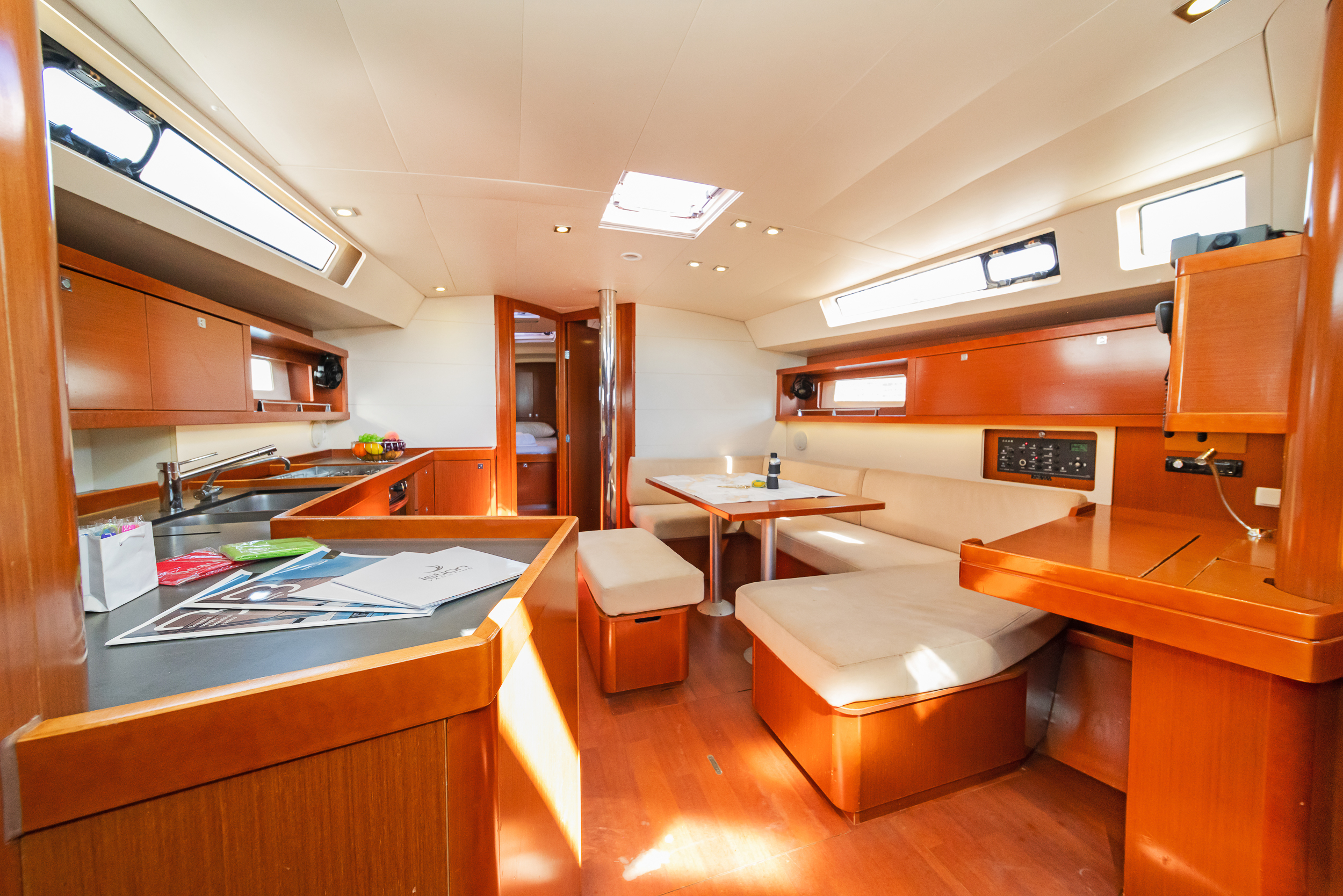 Oceanis 45 Quantum, Foto 5