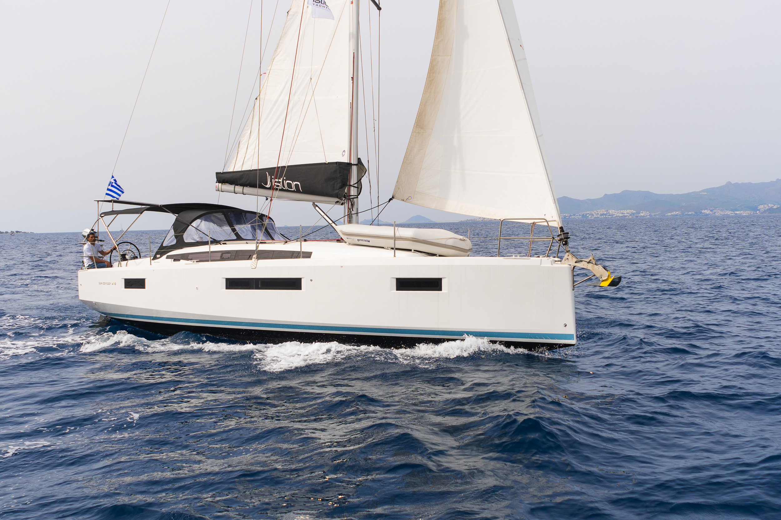 Sun Odyssey 410 (3cab) „Henry Every“ als Charteryacht