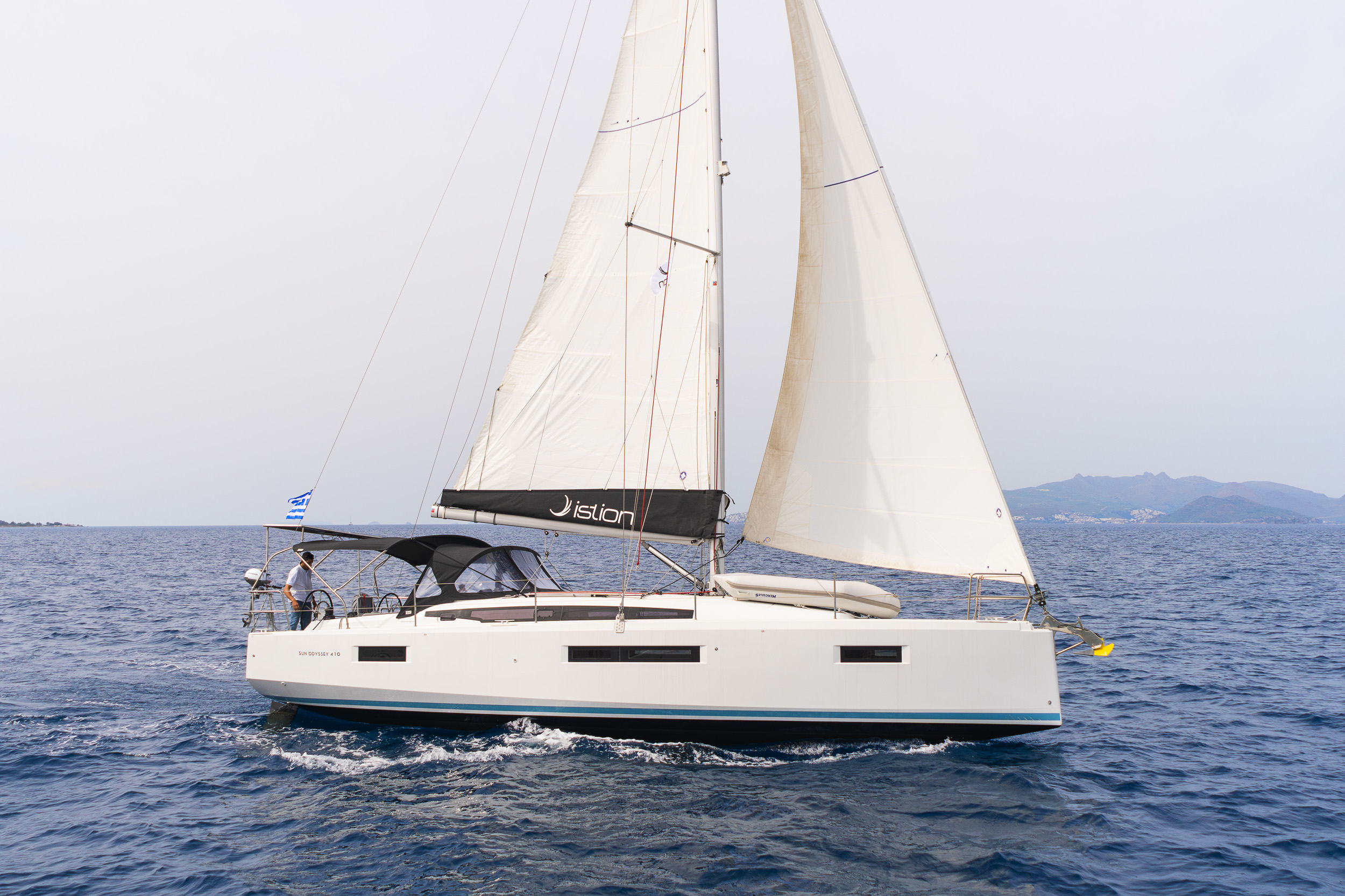 Sun Odyssey 410 (3cab) „Naias“ als Charteryacht