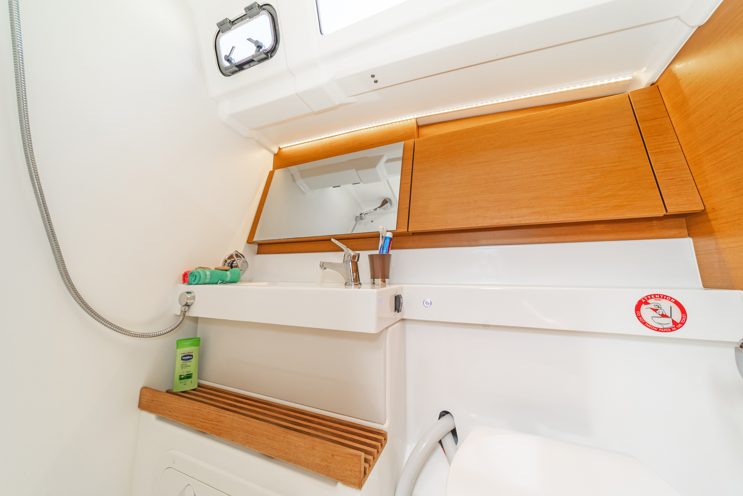 Sun Odyssey 490 Marina II, Foto 5