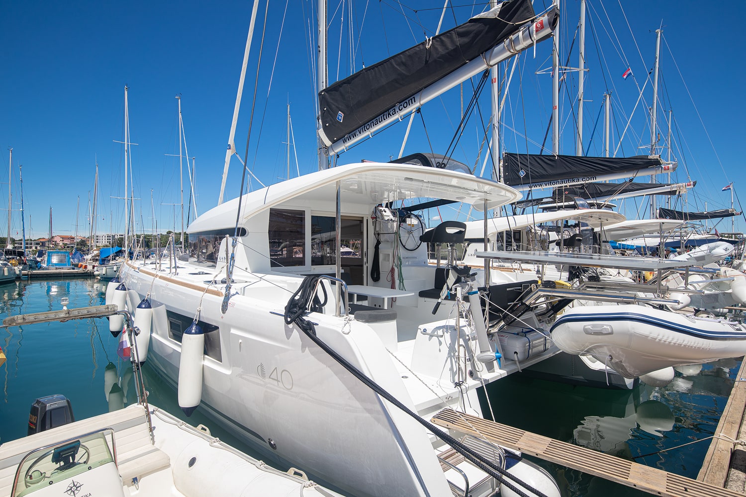 Lagoon 40 (4+2Cab/4wc) „Mare Ipanema“ als Charteryacht