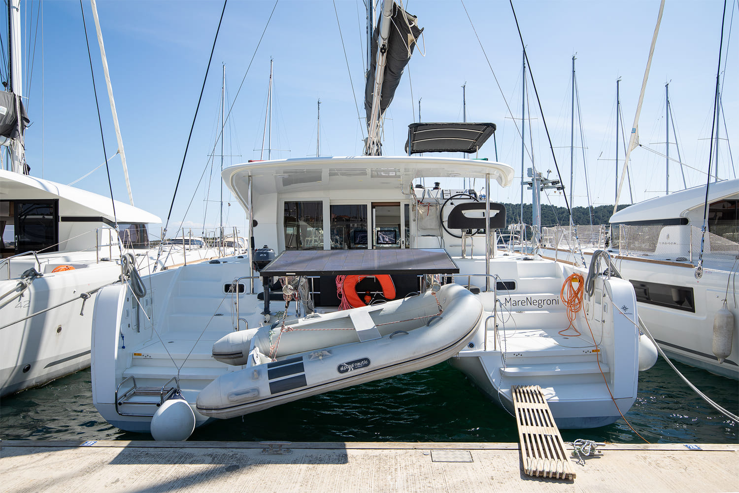 Lagoon 40 (4+2Cab/4wc) „Mare Negroni“ als Charteryacht
