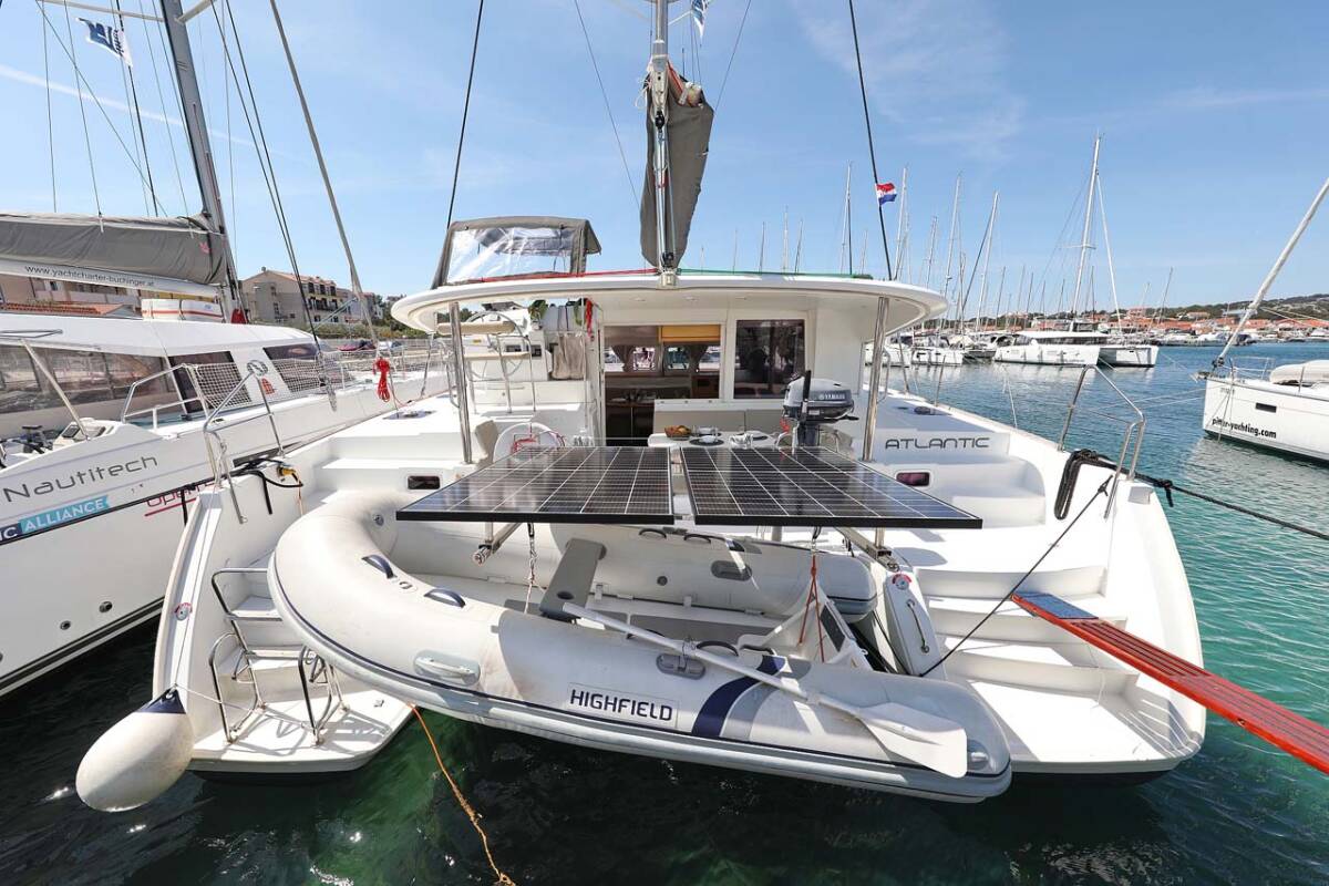 Lagoon 400 (4+2Cab/4WC) „Atlantic“ als Charteryacht
