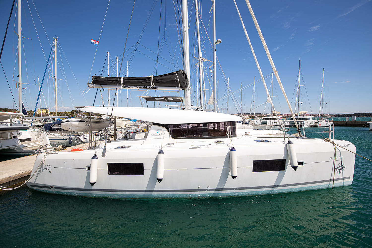 Lagoon 42 (4+1cab/4wc) „Mare Solero“ als Charteryacht