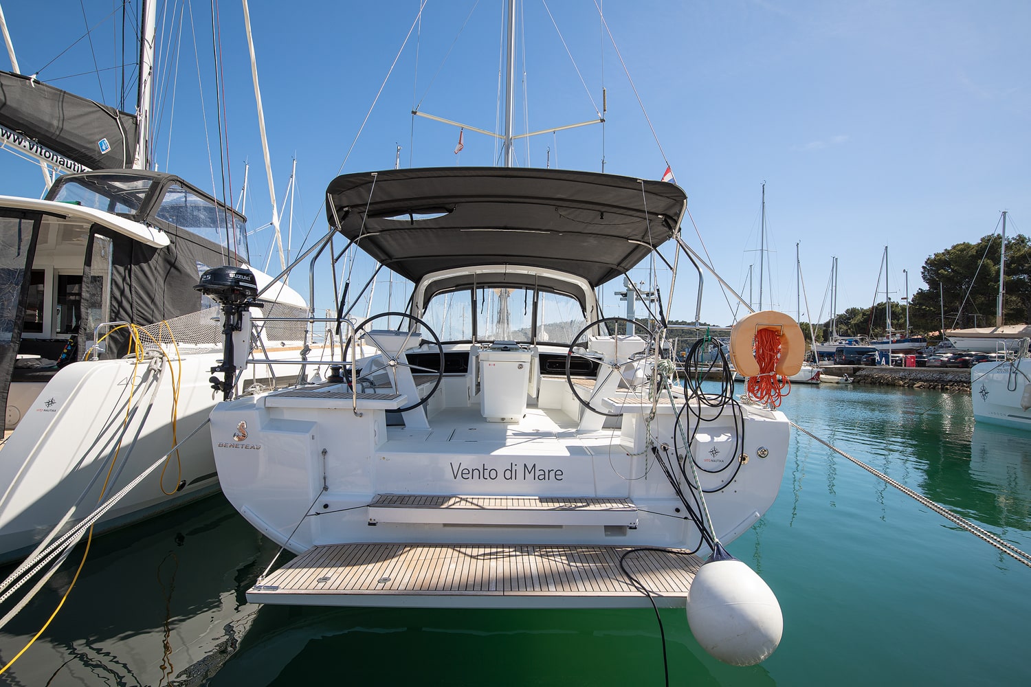 Oceanis 46.1 Vento di Mare, Foto 3