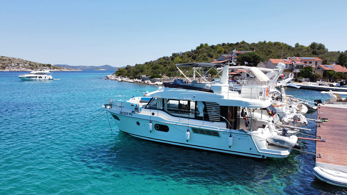 Swift Trawler 41 „Moritz“ als Charteryacht