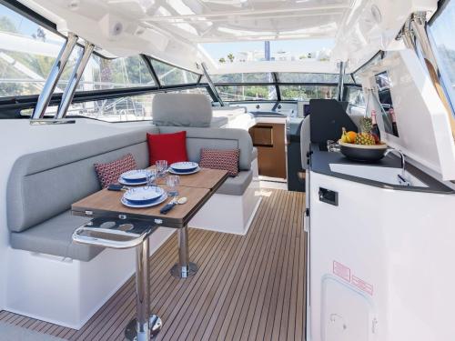 Bavaria SR36 Open Top Ostwind, Foto 4