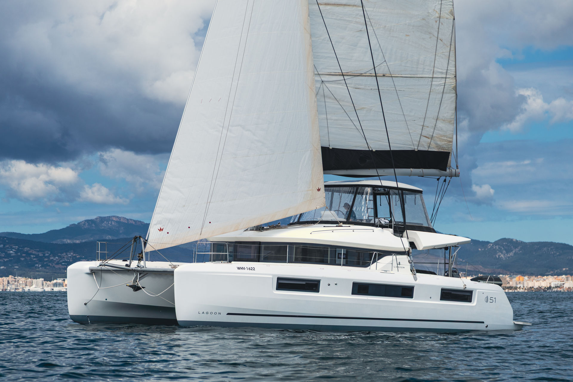 Lagoon 51 OW „Selanja“ als Charteryacht