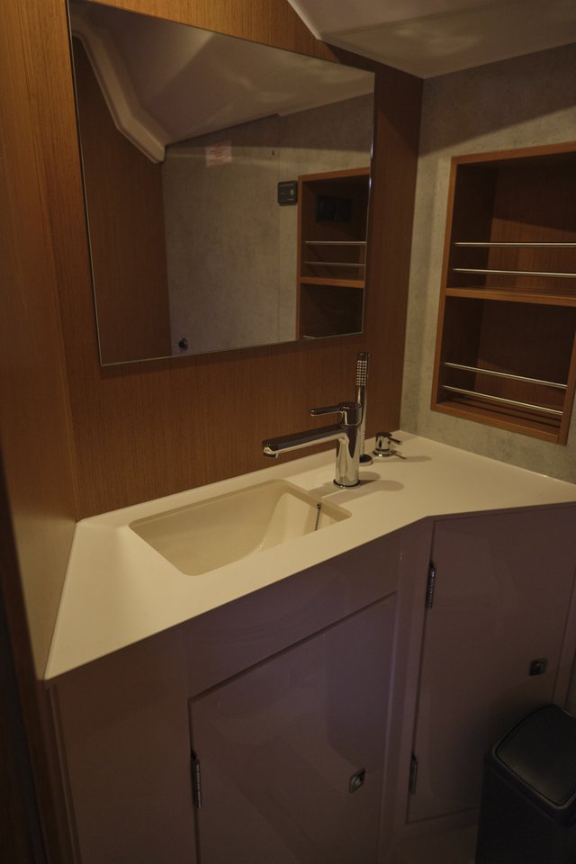 Bavaria C42 Selene, Foto 4