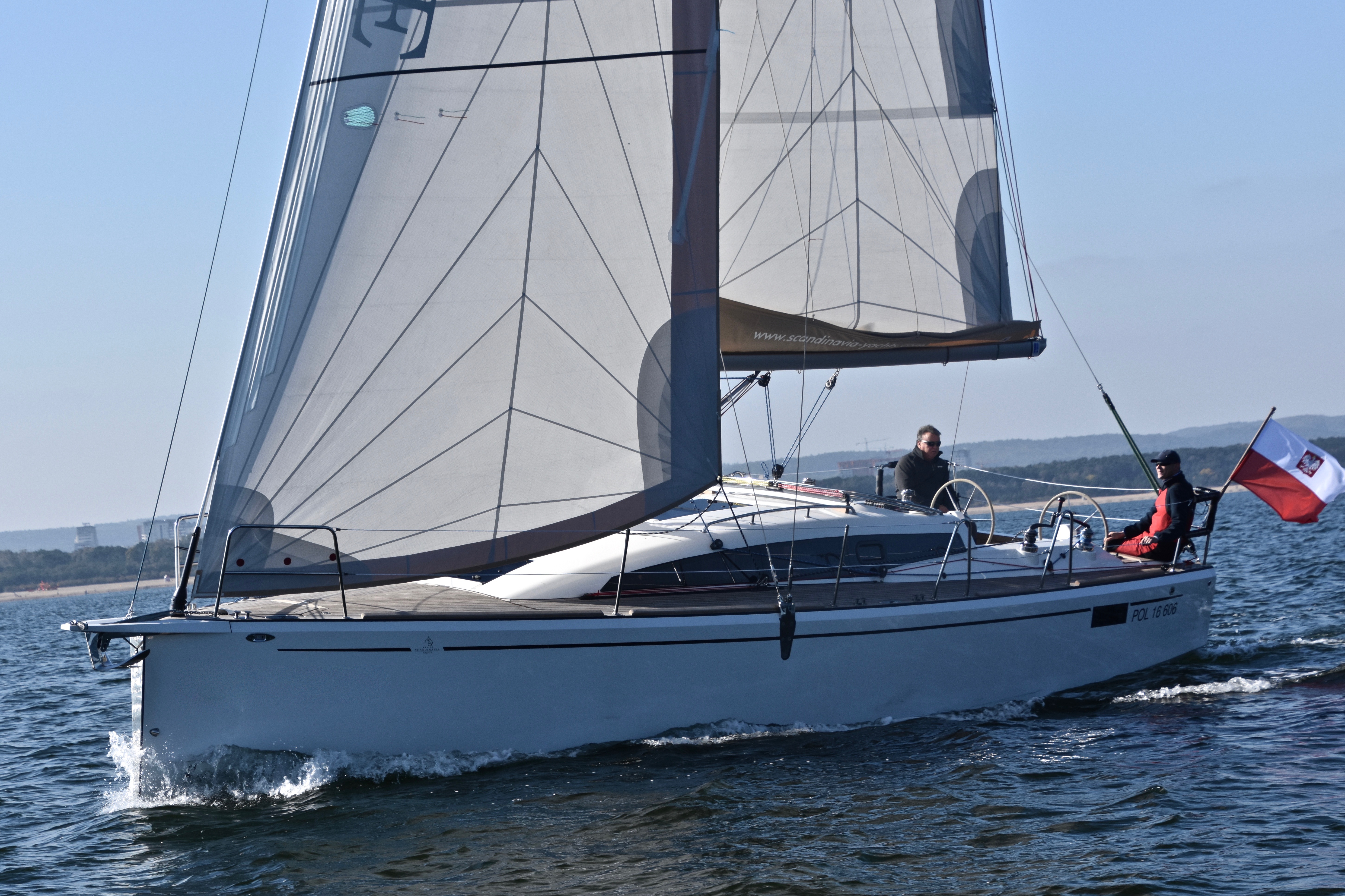 Scandinavia 35 Aurora Mare