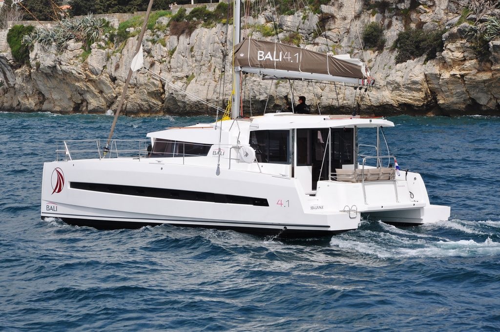 Bali 4.1 (4cab) „Nereida“ als Charteryacht