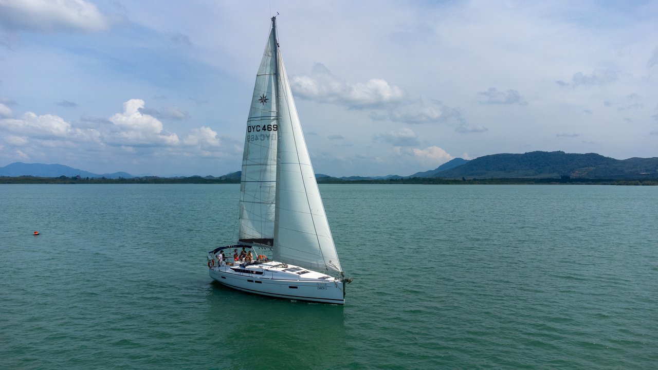 Sun Odyssey 469 „Aurora Belle“ als Charteryacht
