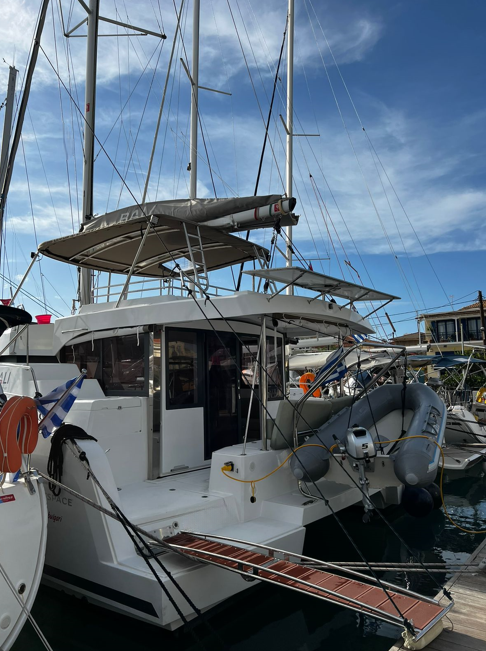 Bali Catspace „No Name“ als Charteryacht
