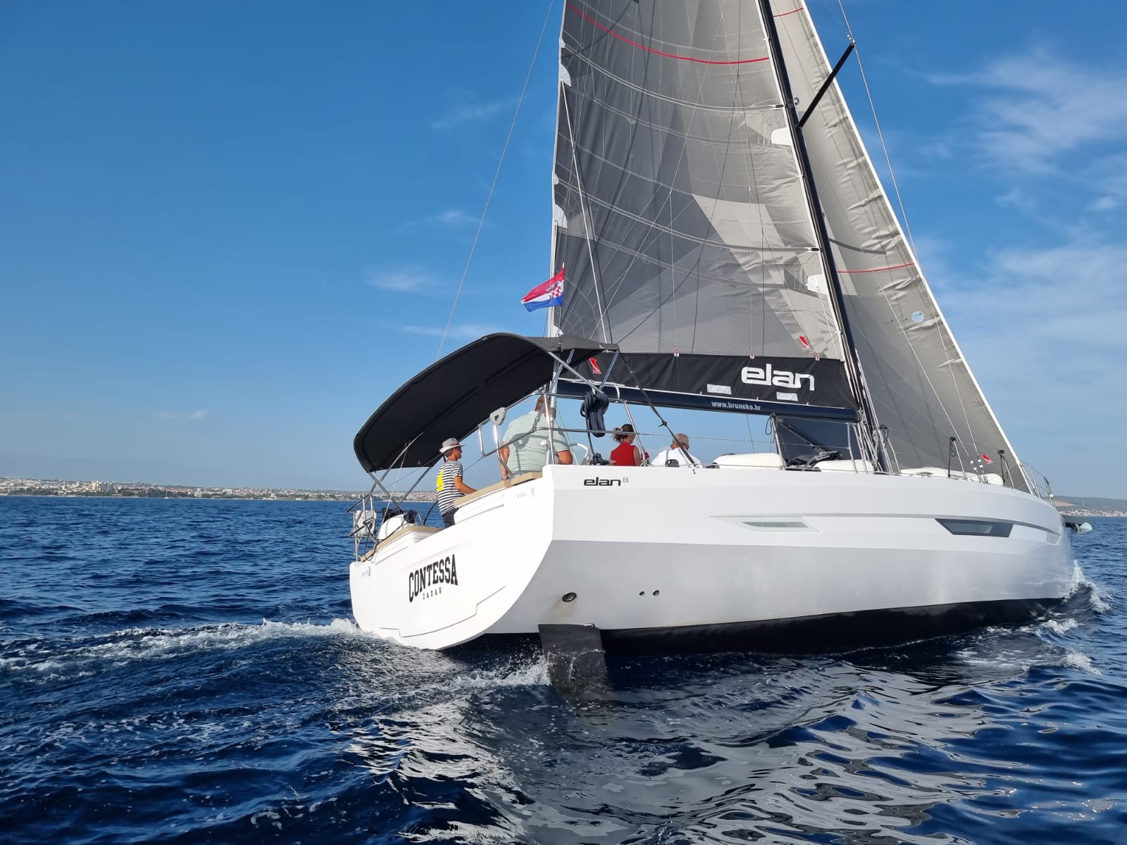 Elan E6 Contessa, Foto 5