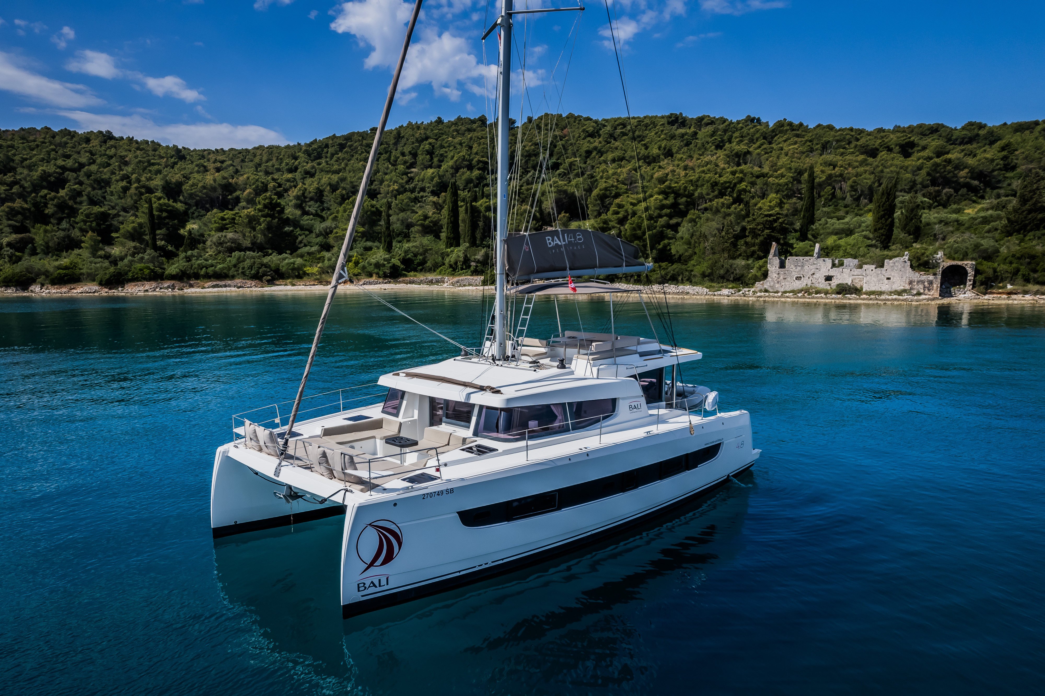 Bali 4.8 (6cab/6wc) „Esthera“ als Charteryacht