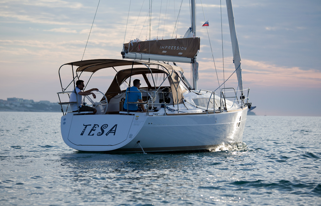 Elan 35 Impression „Tesa“ als Charteryacht