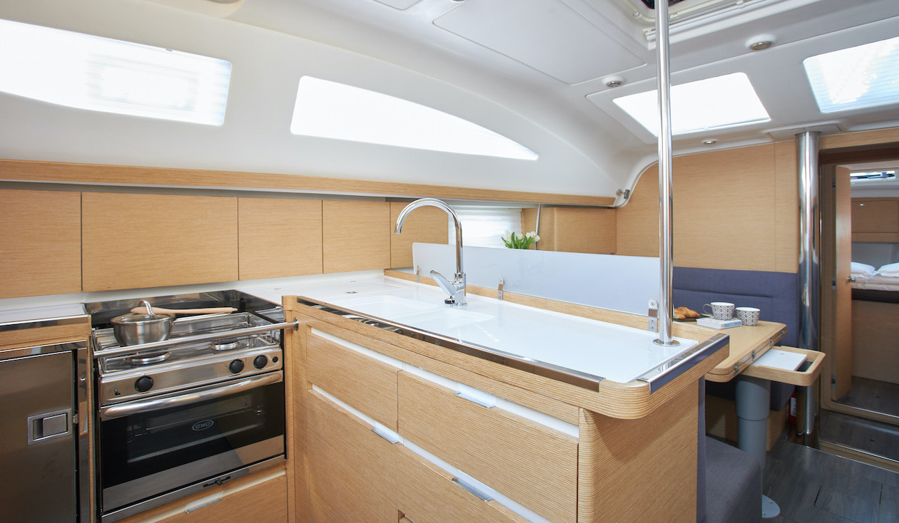 Elan 45 Impression „California“ als Charteryacht