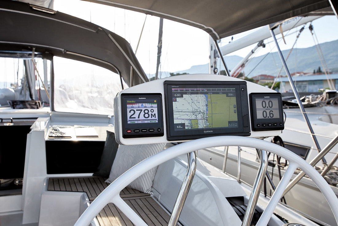 Oceanis 46.1 Mila 8, Foto 5